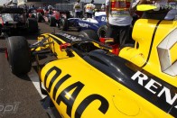 F1: Kemény büntetések a Renault-nak és a Mercinek 95