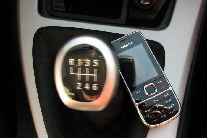 5,7 literrel előzi a sort százon 8 | Vezess A négyhengeres dízel alapjáraton igen kulturálatlanul remeg