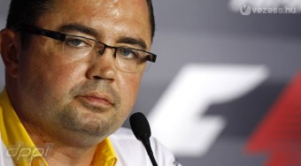 Nekiment Alonsónak a Renault-főnök