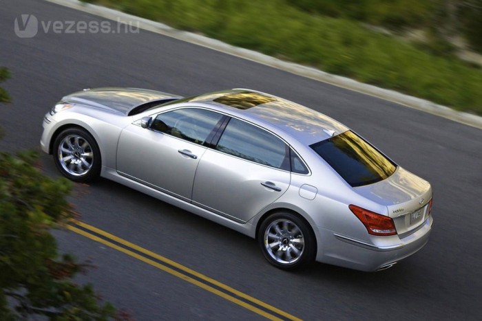 Lemaradunk a 261 lóerős Suzukiról 12 | Vezess 516 centis a reprezentatív modell