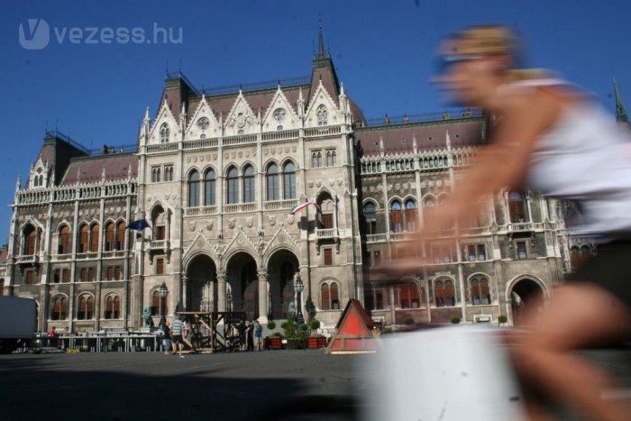 Fontos állami bevételi forrás az üzemanyagok adója