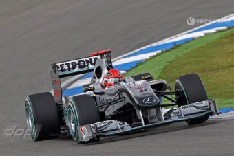 Schumacher nem lesz újra bajnok