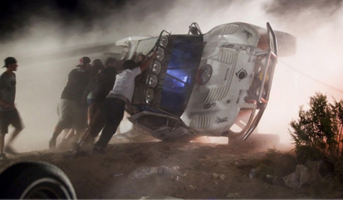 Nyolc halálos áldozat egy kaliforniai autóversenyen