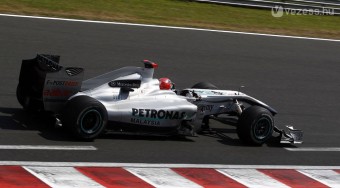 Schumacher: Az autó miatt nem megy!