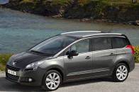 Peugeot 5008- kellemes meglepetés a franciák autója