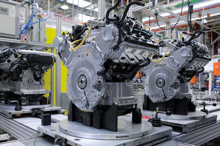 Nálunk fejlesztenek a német autós cégek 5 | Vezess Új embereket akar a Bosch