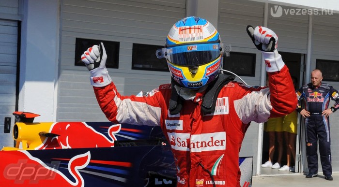 Alonso kétszázszorosát keresi Sennának