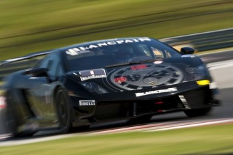 Michelisz Lamborghinivel száguld - videó