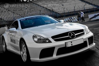 1000 lóerős kupé-Merci