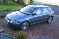 Audi A3: Golf IV, magas áron