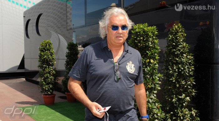 Briatore hamarosan visszatér?