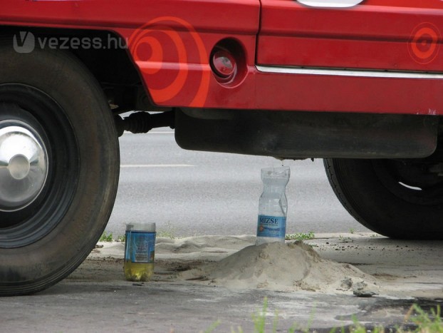 Zuk végveszélyben! 6 | Vezess Egy vödör homok és pár pillepalack elég a világ megmentéséhez
