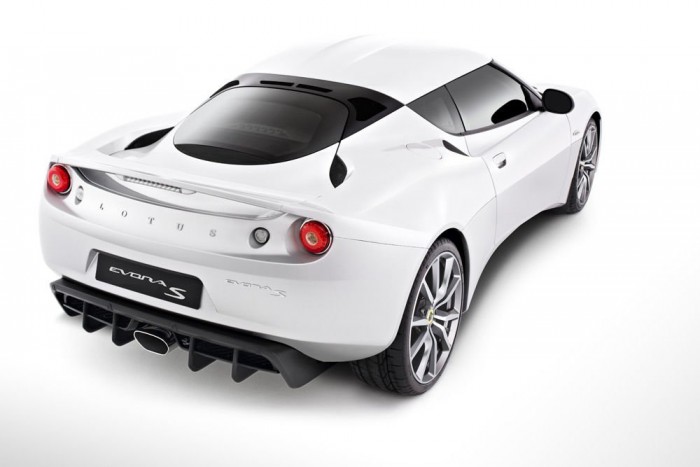 Feszesebb futómű és eltérő diffúzor 