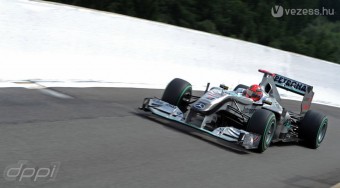 Schumacher is csak az esőben bízik