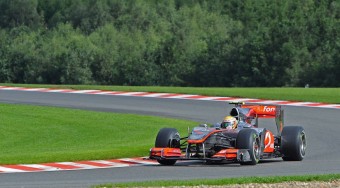 Hamiltonra az égiek vigyáztak