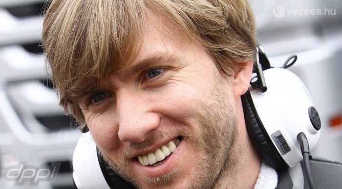 F1: A Sauber csaphat le a gumiász Heidfeldre