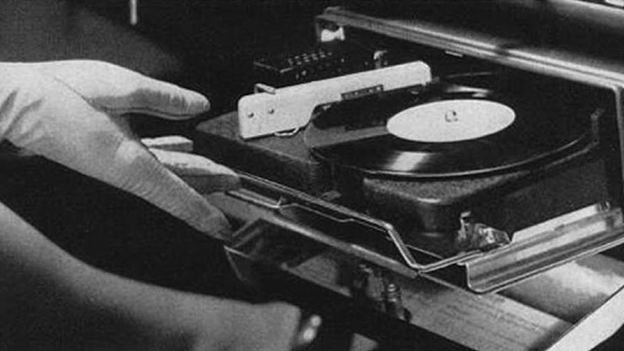 Pörög a fekete lemez, pattog a bakelit… 1 highway-hifi-876