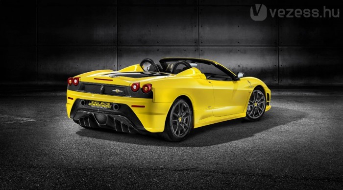 Ferrari-ritkaságot fogtak a magyar határon 6