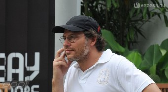 F1: Villeneuve tényleg csapatot venne