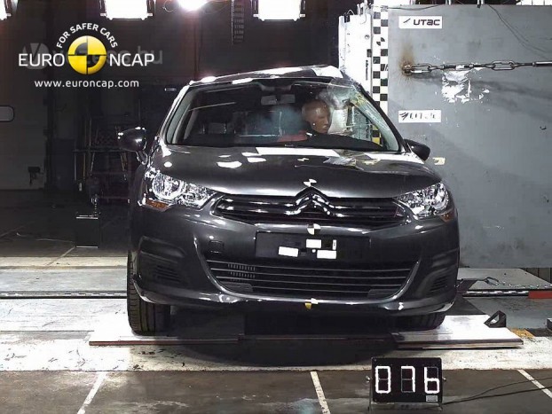 Ötcsillagos az új Citroën C4 6 Ötcsillagos az új Citroën C4 6