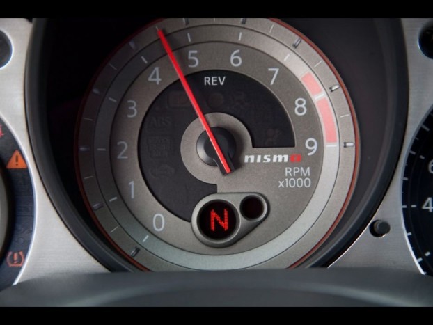 Érezni azt, hogy meddig pörgesse az ember az autó motorját, hogy ne okozzon annak károsodást és a fogyasztás is megfelelő legyen