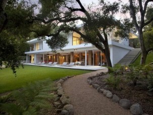 7,8 milliárd egy garázsért