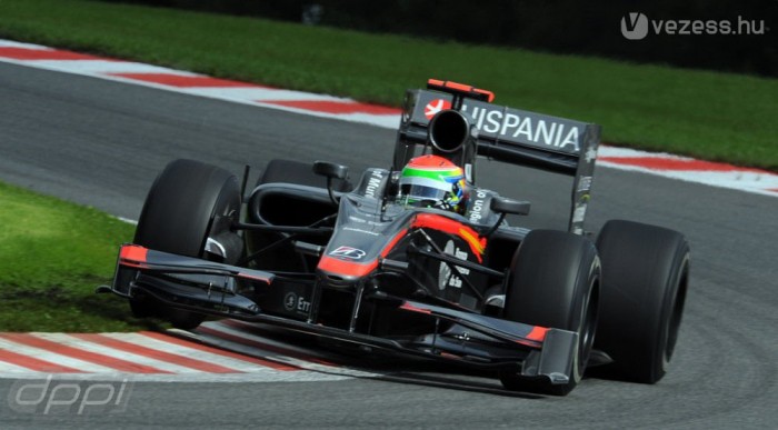 F1: Yamamoto végigcsinálja az idényt