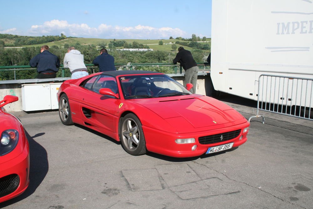 Ferrari F355