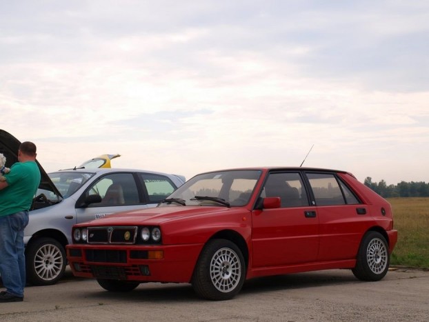 Lancia Delta HF, a legenda