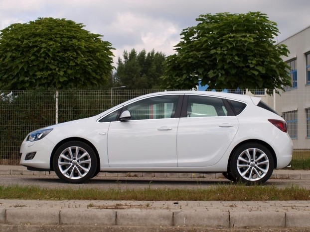 Legjobb formáját oldalról mutatja