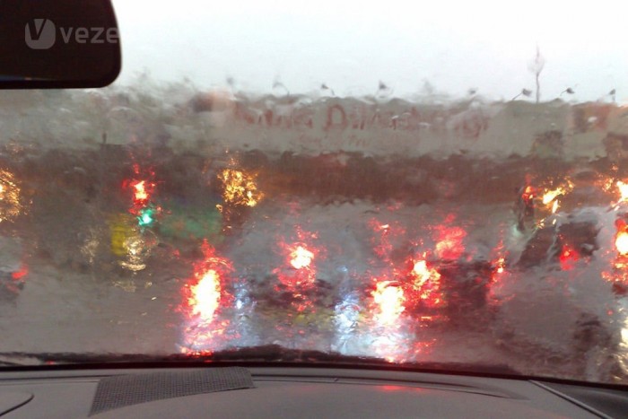 Balesetveszélyes a karcos szélvédő 4