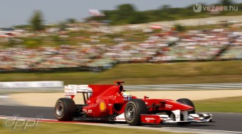 F1: A Ferrari megint kiszállással fenyeget