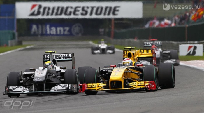 F1: A Renault még elkaphatja a Mercedest