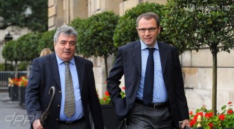 F1: A Ferrari megúszta a büntetést