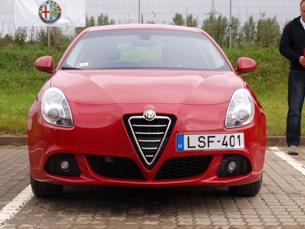 Az Euro NCAP töréstesztjén ötcsillagos eredményt ért el