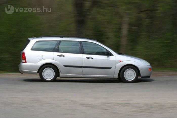 Csak ezerhatos motorral vennénk meg a Focust