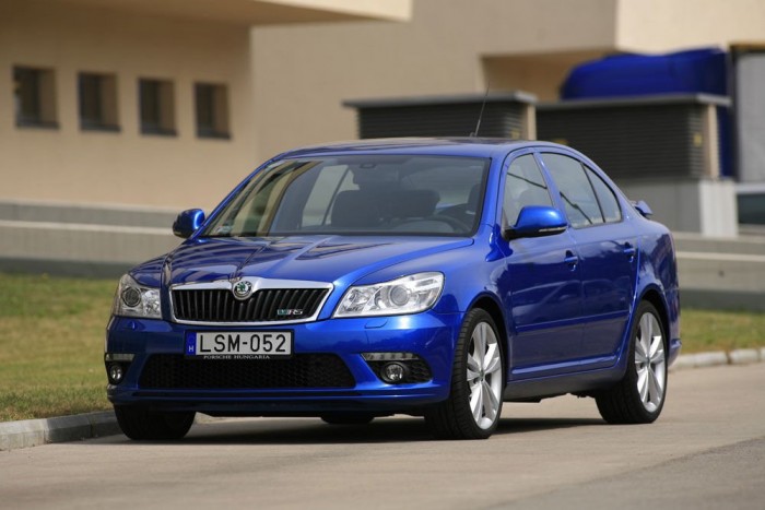 Octavia RS: Kettő az egyben 12 | Vezess Alaphangon is 8 milliót kérnek érte
