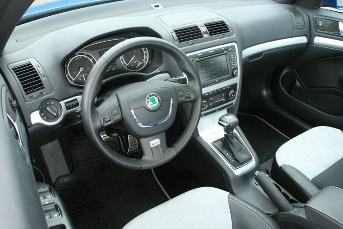 Octavia RS: Kettő az egyben 7 | Vezess Igényes, puha, kellemes