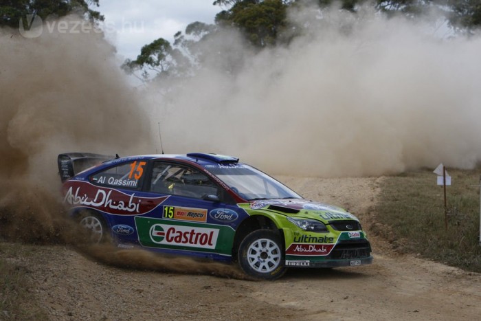 Törtek az autók a Japán-ralin