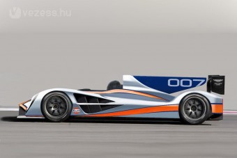 Szélvédő nélküli Aston Martin