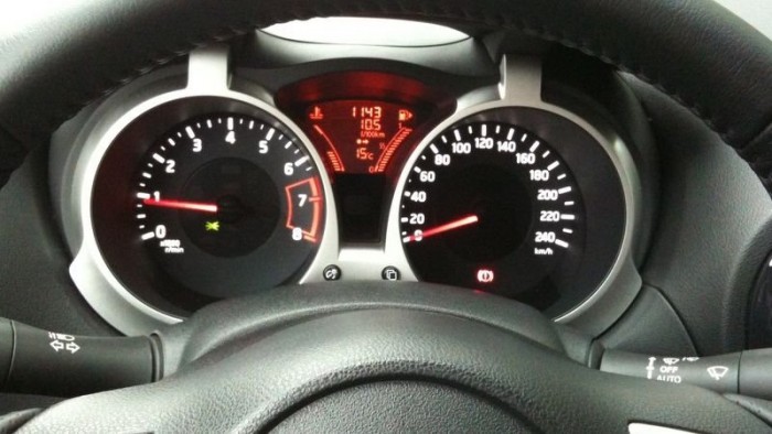 Elsőre nem úgy tűnik, de minden megvan a műszerfalon