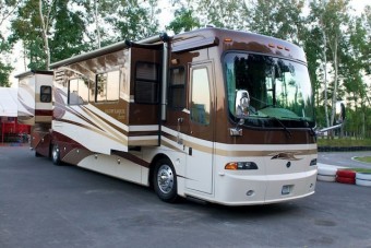 Talmácsi eladja luxusjárművét