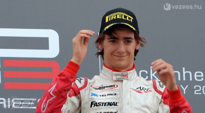 F1: Mexikói tartalékost igazolt a Sauber