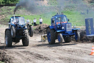 Akárcsak a motoroknál, itt is az orr földön tartása jelent kihívást.