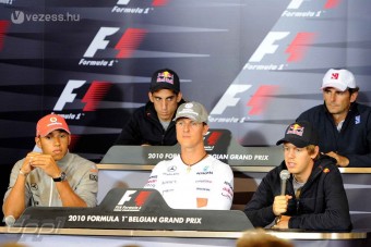 Schumacher már nem bír a fiatalokkal