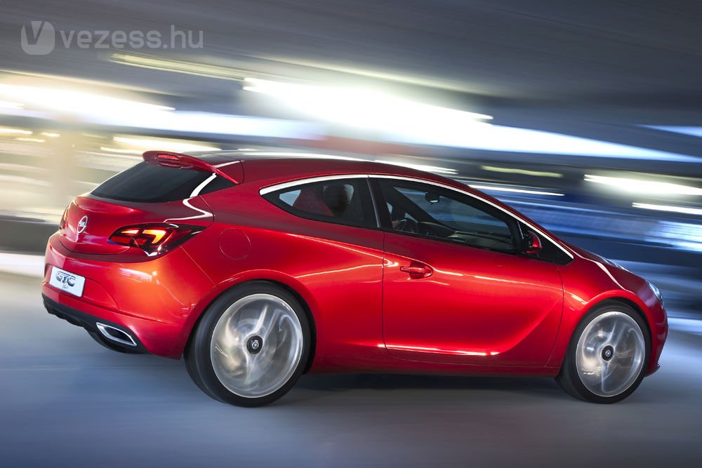 Majd’ 300 lóerős az új Opel Astra 14