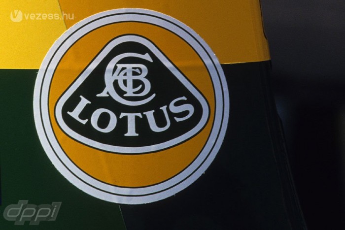 Hivatalos: Nevet vált a Lotus