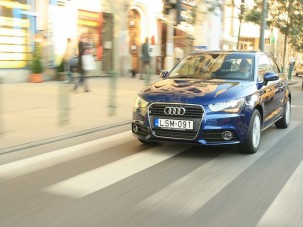 Audi A1: Tíz év után lett igazi konkurense a MINI-nek