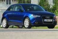 Audi A1: Tíz év után lett igazi konkurense a MINI-nek 57