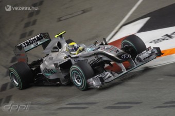 F1: Apró bosszúság a Mercedesnél